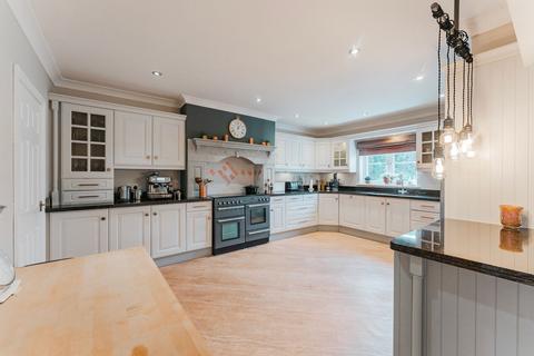 5 bedroom detached house for sale, High Oak Lane, Wicklewood, NR18