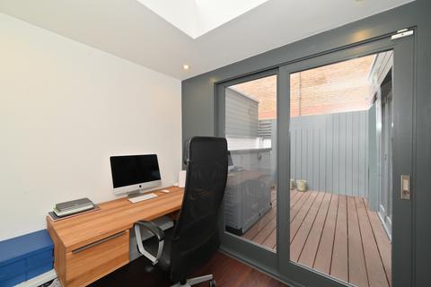 167 Wapping High Street, London, E1W 3NQ