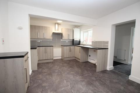 52 Crossfield Road, Clacton-on-sea, CO15 3QT