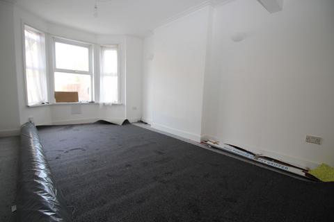 52 Crossfield Road, Clacton-on-sea, CO15 3QT
