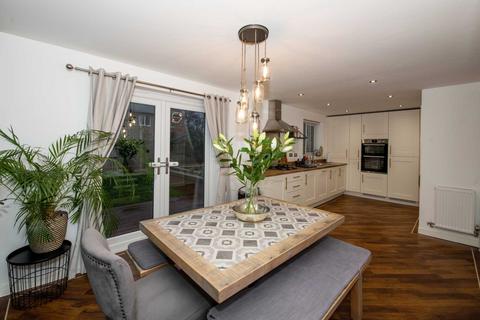 39 Augustine Drive, Pendlebury, Manchester, M27 8BS