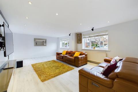 6 bedroom detached house for sale - Alderton Close, Gloucester, Gloucestershire, GL4