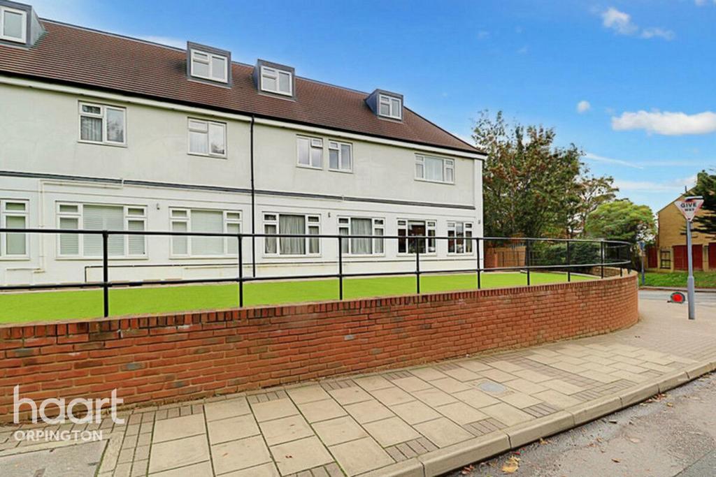Marion Crescent, Orpington 2 bed apartment for sale £280,000