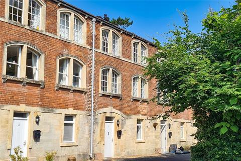 3 bedroom terraced house for sale, Court Mills, Polebarn Road