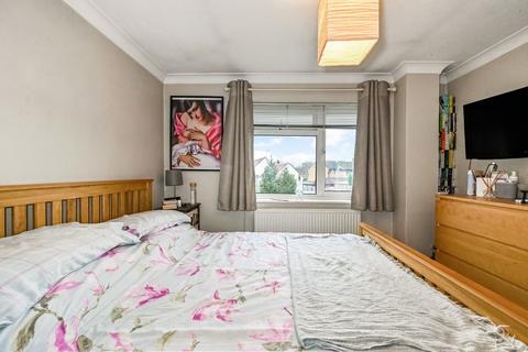 36 Hazelbank Close, Liphook, GU30 7BZ