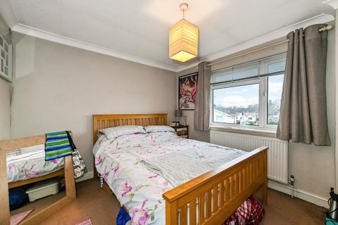 36 Hazelbank Close, Liphook, GU30 7BZ