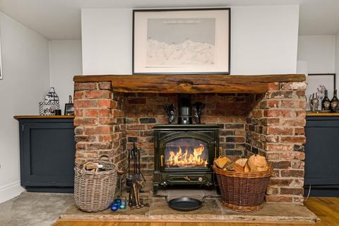 Glebe Cottage Chapel Hill, Clayton, Doncaster, DN5 7DF