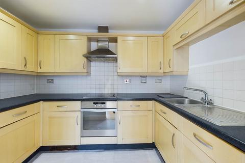 2 bedroom apartment for sale, The Spires, TOWN CENTRE