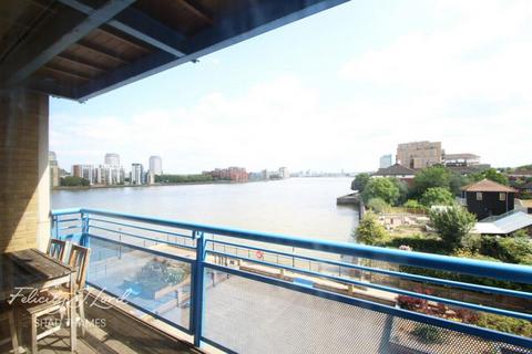 2 bedroom flat to rent, Rotherhithe Street, London