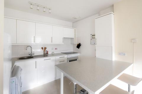 2 bedroom flat to rent - West Mall, Clifton, BS8