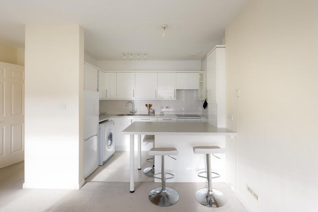 Kitchen ()