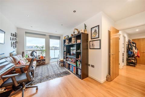 2 bedroom apartment for sale, Candish Court, Hornsey, N8