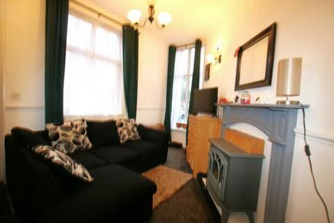 2 bedroom flat for sale, Redlam, Blackburn, Lancashire, BB2 1XQ