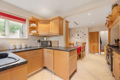 423 Selsdon Road, South Croydon, CR2 7AD