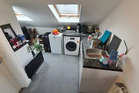1 bedroom terraced house to rent - View 3