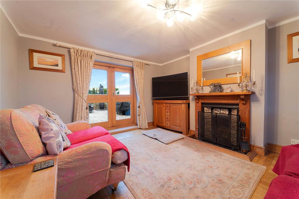 Waterhouse Lane, Ardleigh, Colchester, Essex, CO7 3 bed equestrian