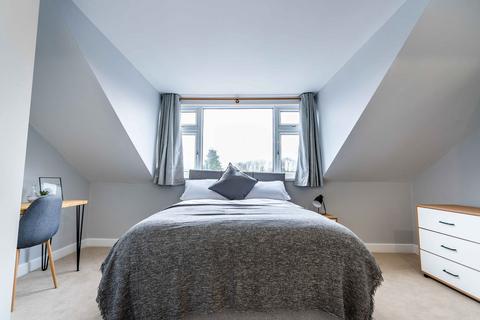Morritt Drive, Halton, Leeds, LS15