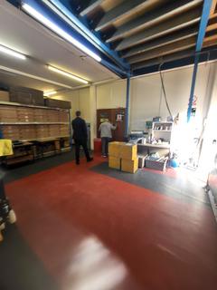 Warehouse to rent, Cranborne Road, Potters Bar EN6