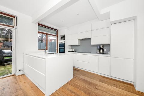 4 bedroom terraced house for sale, Waddon Park Avenue, Waddon, Croydon