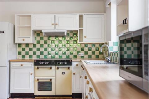 undefined, Thorncombe Street, Bramley, Guildford, Surrey, GU5