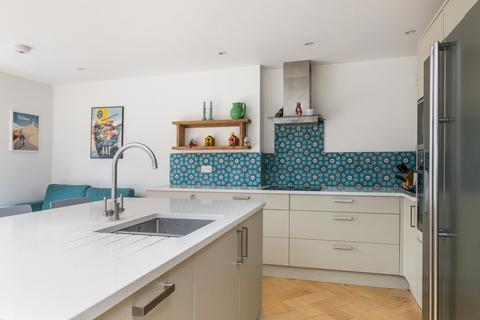 4 bedroom end of terrace house for sale - Fairfield Road, Winchester, SO22