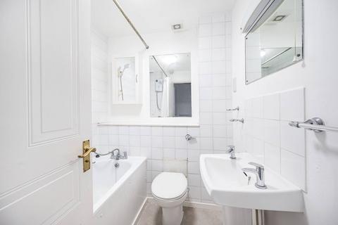 8 Sutton Square, London, E9 6EQ