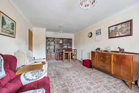25 Eames Orchard, Ilminster, TA19 0BZ