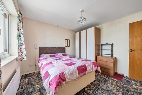 25 Eames Orchard, Ilminster, TA19 0BZ