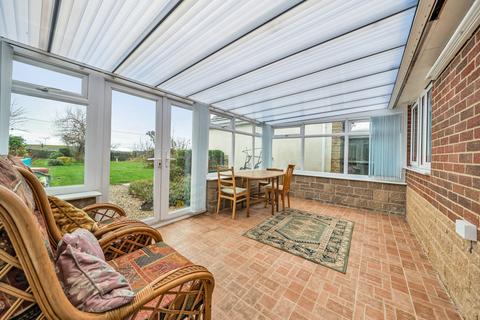25 Eames Orchard, Ilminster, TA19 0BZ