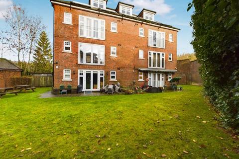 2 bedroom apartment for sale, CHURCHVIEW CLOSE, CATERHAM VALLEY