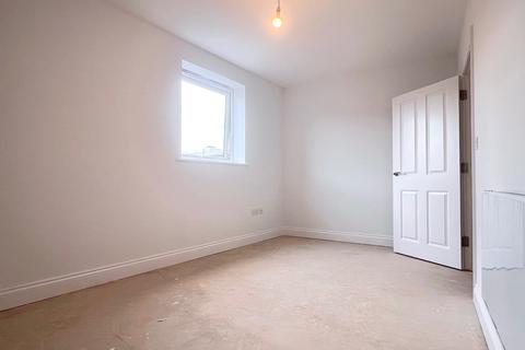 1 bedroom apartment to rent - Romford RM1