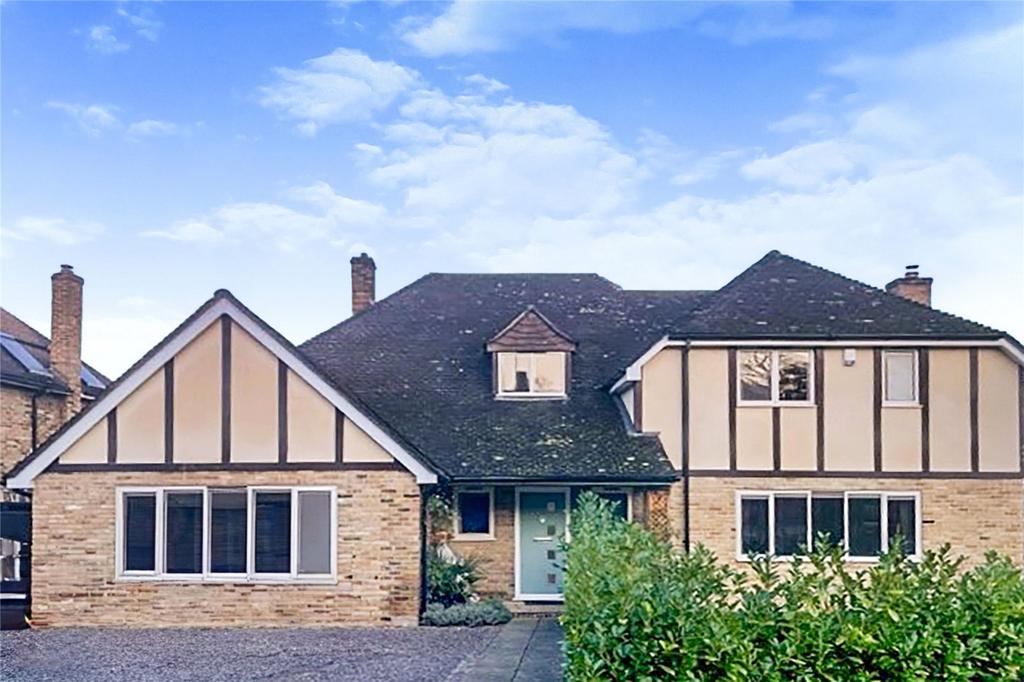 St. James Close, Pangbourne, Reading, Berkshire, RG8 4 bed detached