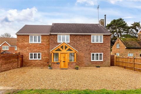 4 bedroom detached house for sale, High Street, Clophill, Bedfordshire, MK45