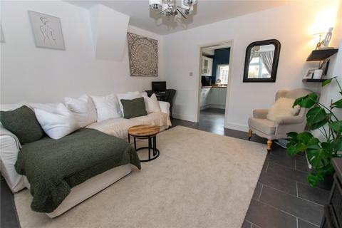 70 Bower Lane, Eaton Bray, Dunstable, LU6 1RB