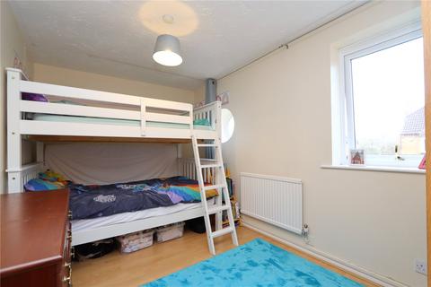 18 Linceslade Grove, Loughton, Milton Keynes, MK5 8DL