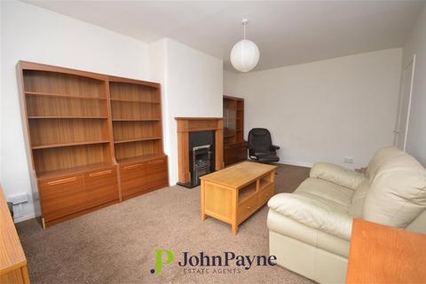 3 bedroom bungalow for sale, Dillotford Avenue, Cheylesmore, Coventry, CV3