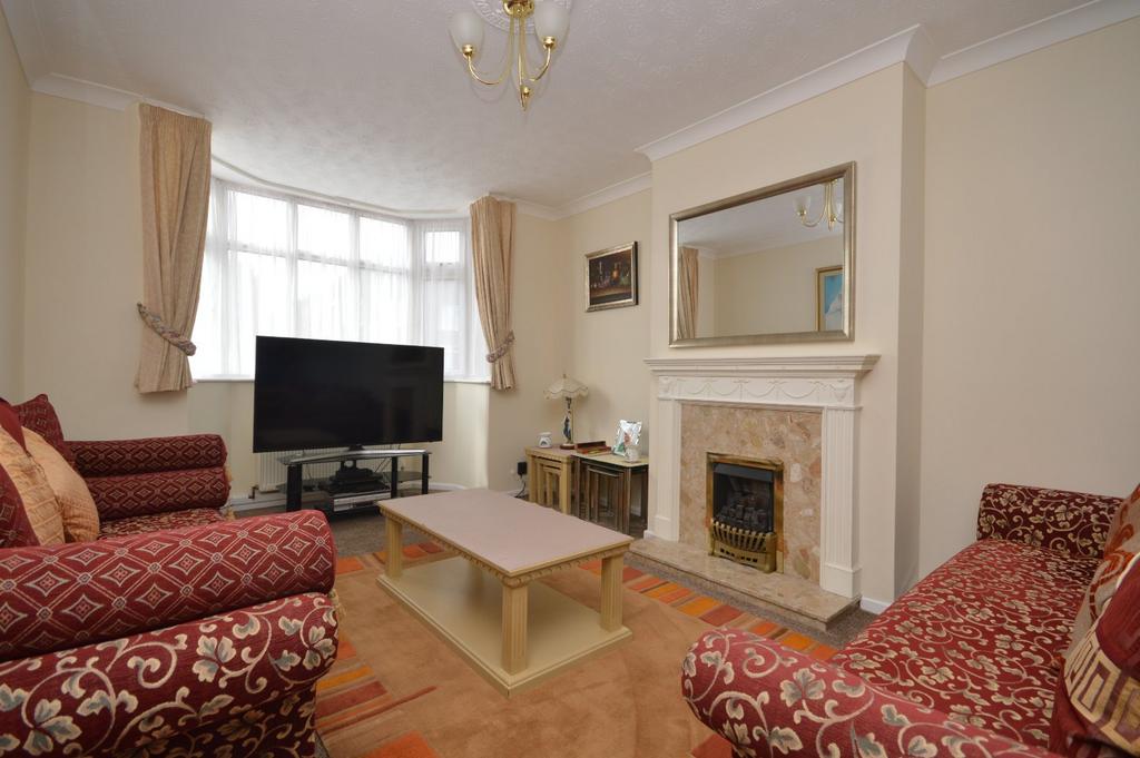 Frankton Avenue, Coventry, West Midlands, CV3 3 bed semidetached house