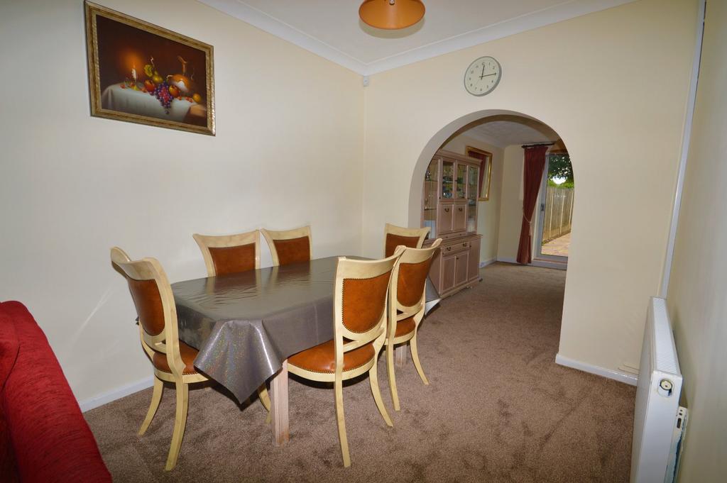 Frankton Avenue, Coventry, West Midlands, CV3 3 bed semidetached house