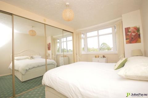 262 Kenpas Highway, Green Lane, Coventry, CV3 6PB