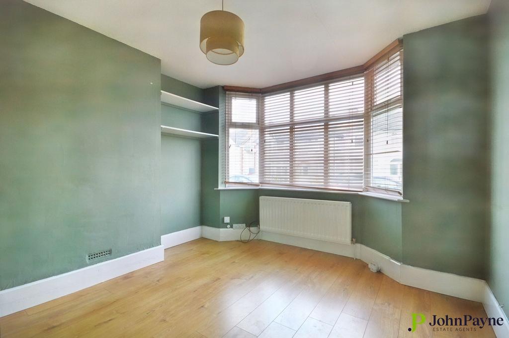 Glencoe Road, Stoke, Coventry, CV3 3 bed terraced house for sale £200,000