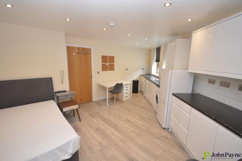 3 bedroom apartment for sale - Abbey Court, Priory Place, Coventry, CV1
