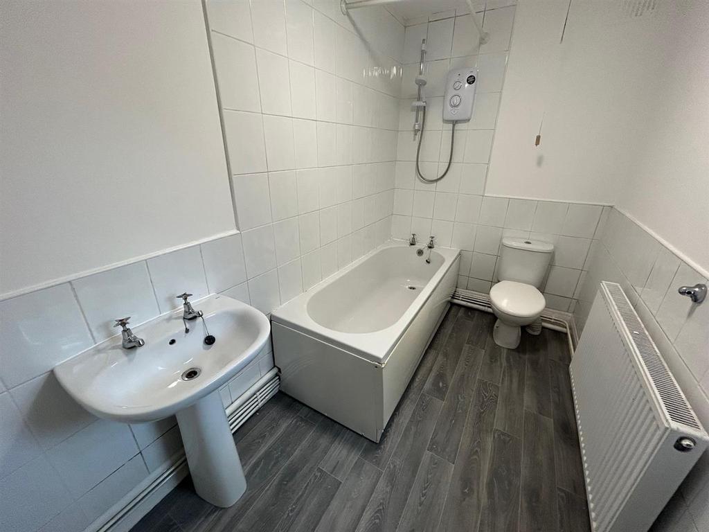 Bathroom 2023.jpg