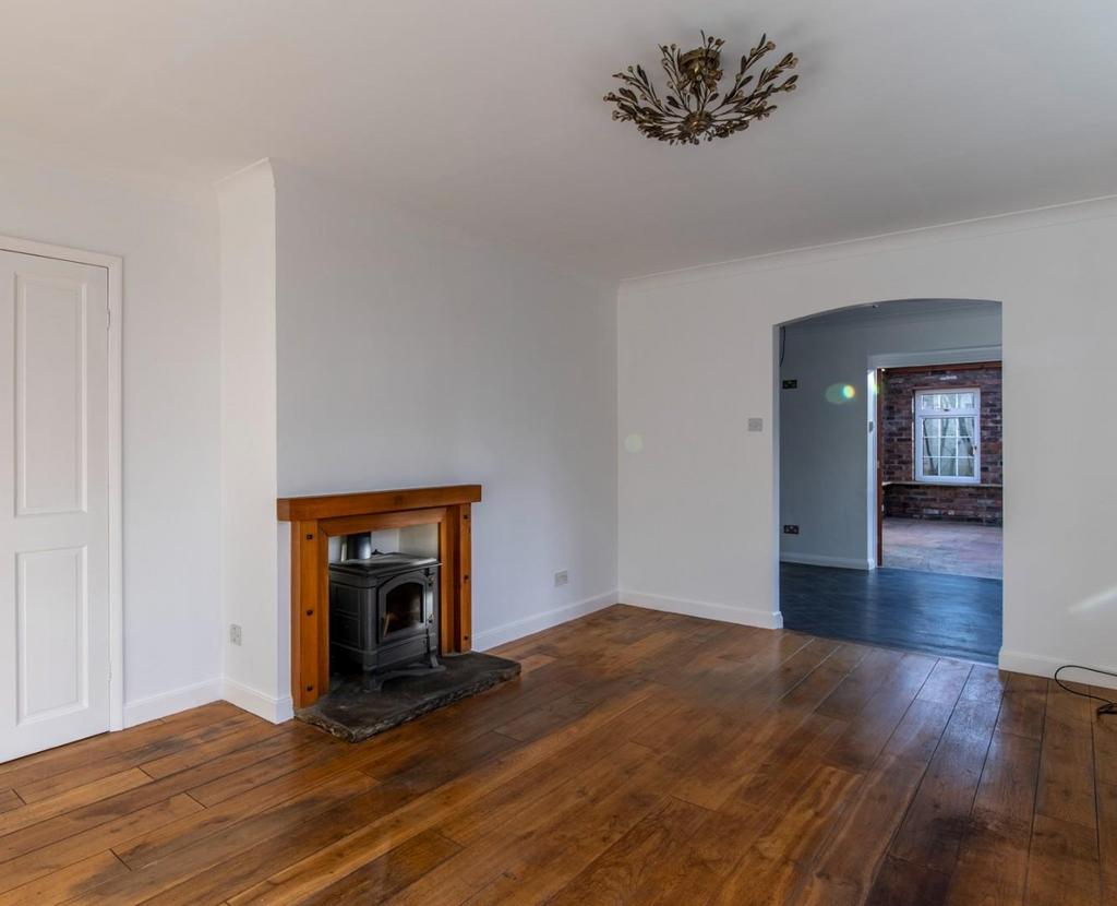 Easingwold Road Huby 3 bed bungalow £1,500 pcm (£346 pw)