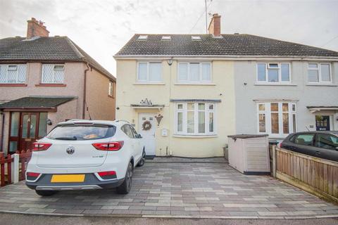 4 bedroom semi-detached house for sale - Springfield Park Road, Nr City Centre, Chelmsford