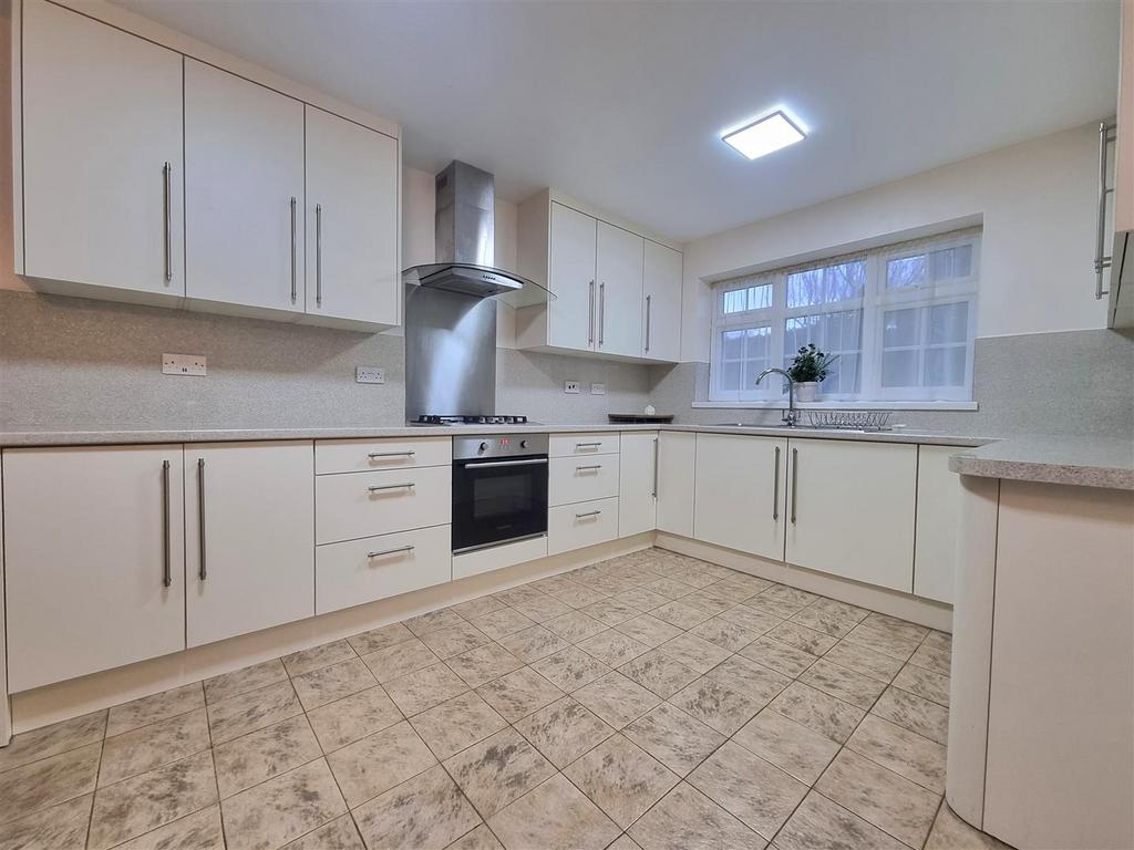 Hawbridge Close, Monkspath, Solihull 4 bed detached house for sale £