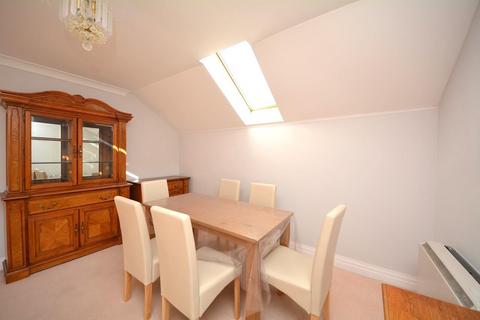 2 bedroom apartment for sale, Coachmans Lodge, North Finchley, N12