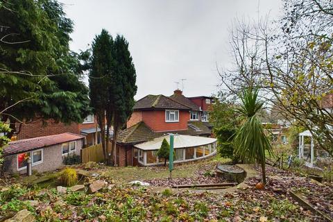 4 Foxearth Spur, South Croydon, CR2 8EP