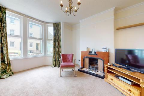32 West Bay Terrace Chiswell, Portland, DT5 1AN