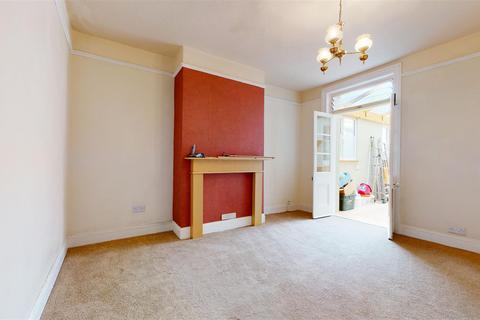 32 West Bay Terrace Chiswell, Portland, DT5 1AN