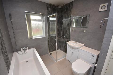 3 bedroom semi-detached house for sale - Victor Road, Solihull, West Midlands, B92